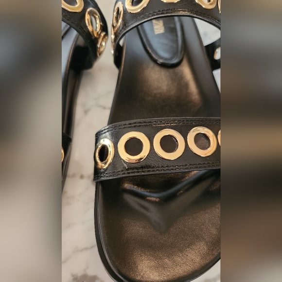 ZARA FLAT SLIDE SANDALS WITH GOLD GROMMETS BLACK SIZE 39 8.5| - Picture 4 of 5